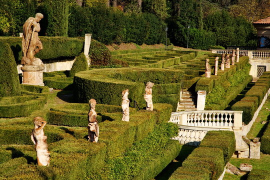 Bologna, parco di Villa Spada