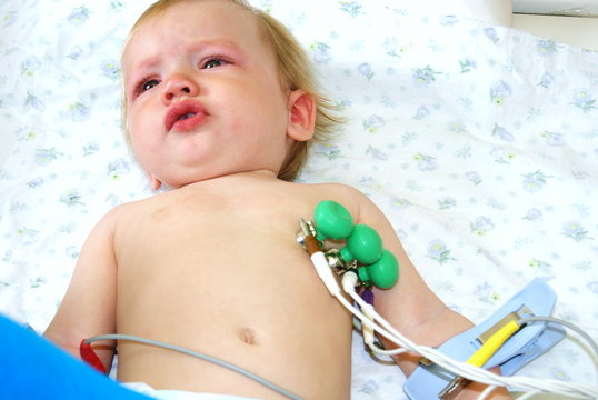 The kid on inspection at the doctor