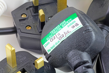 close up pat tested uk plug