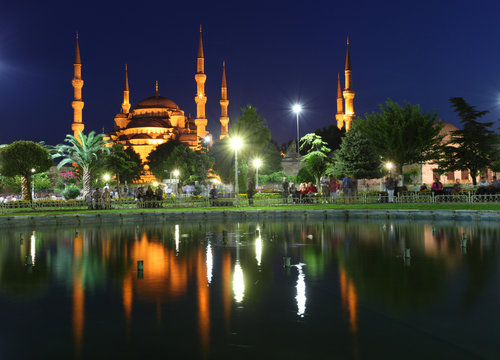 Blue Mosque with reflection - Istanbul