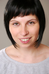 Fototapeta premium Lächelnde junge Frau