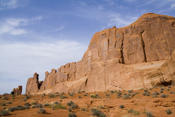 Fototapeta premium Utah rock monuments and mountains close to Moab