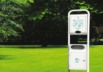 Dog-Station © H.D.Volz