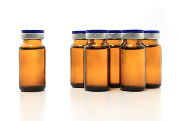 glass bottles with drug - flaconi di vetro con medicine