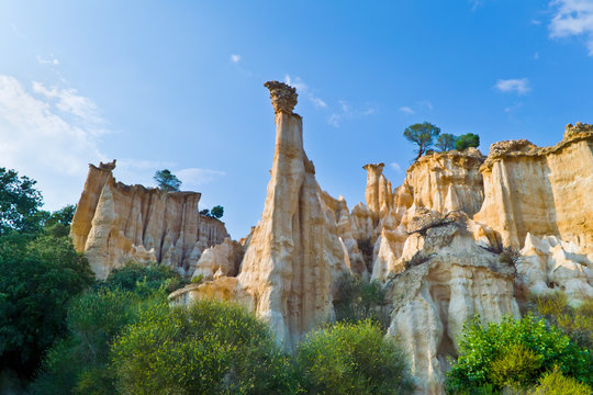 The Orgues of Ille sur Tet, columns of soft rock