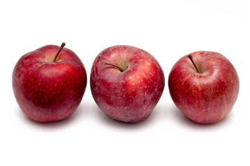 Drei rote Äpfel