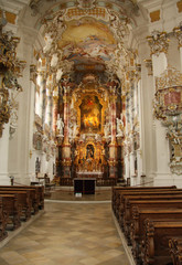 Fototapeta na wymiar Wies Church pobliżu Steingaden - Widok ołtarza