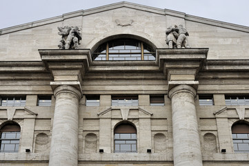 Obraz premium stock-exchange gable, milan