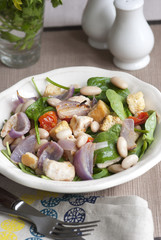 Chicken and bean salad with lemon Balsamic dressing