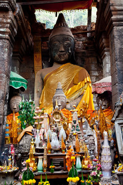 BUDDHA IMAGE IN THE SANCTUARY OF VAT PHOU TEMPLE, LAOS