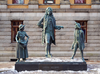 Monument to the writer Ludvig Holberg in Oslo, Norway © Mikhail Markovskiy
