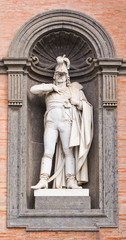 Fototapeta na wymiar Napoli, Statua di Gioacchino Murat Palazzo Reale