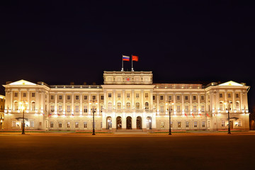 Fototapeta na wymiar Pałac Maryjski (ratusz w Petersburgu)