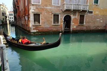 Fototapeta na wymiar Venice. Gondolas at the wharf