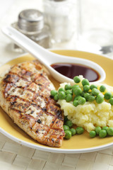Chicken breast with mashed potato