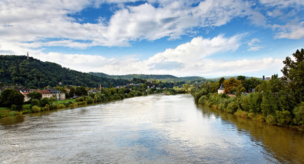 Blick von der R&ouml;merbr&uuml;cke auf Mosel und Mariens&auml;ule, Trier