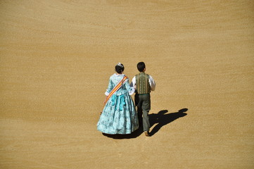 Falleros en la plaza de toros de Valencia