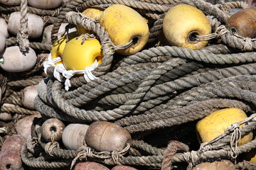 galleggianti da pesca gialli