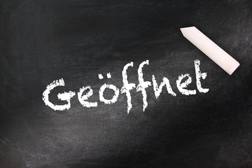 Geöffnet