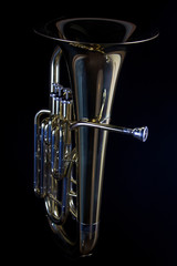 instrument de musique en cuivre tuba euphonium