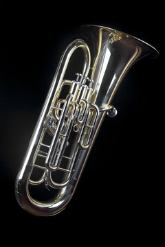 instrument de musique en cuivre tuba euphonium