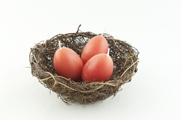 oeuf en bougie et nid