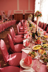 A table served to celebration