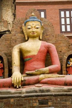Big Buddha at Swayambunath 2.