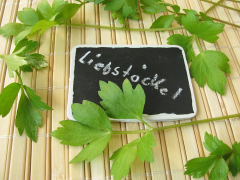 Liebst&ouml;ckel mit Namenstafel