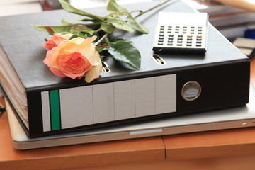 Romanze im Büro - Office romance