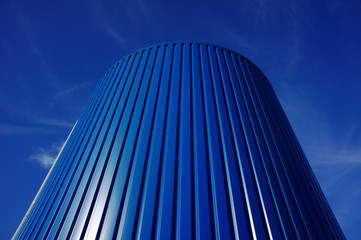 przemysłowy zbiornik © GKor