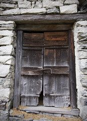 antico portone in legno