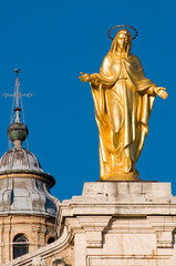Fototapeta na wymiar Madonna di Santa Maria degli Angeli w Porcjunkuli - Asyż