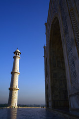 Taj Mahal Tomb and Pillar
