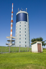 Wetterstation auf dem gro&szlig;en Inselsberg in Th&uuml;ringen