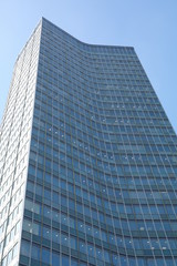 Fototapeta na wymiar Tall building in City