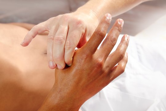 digital pressure hands reflexology massage tuina therapy
