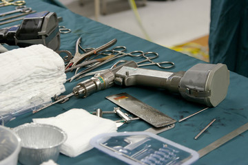 Surgeons tools