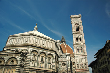 Fototapeta na wymiar Katedra i Baptysterium we Florencji Toskanii Włoszech
