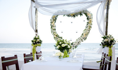 Fototapeta na wymiar Ślub na plaży