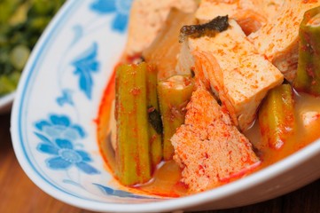 Spicy and seasoned fish delicacy