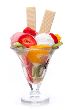 Eisklassiker: Der Fr&uuml;chtebecher