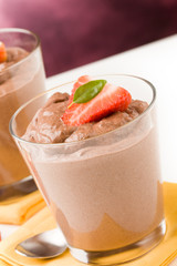 Mousse al Cioccolato con Fragole