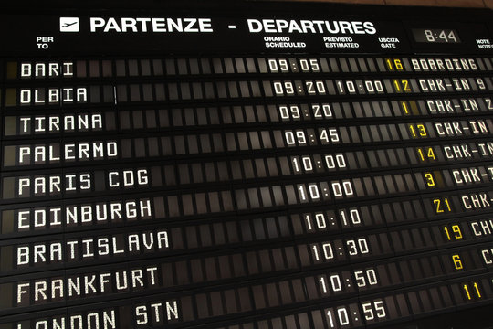 Departures table in Italy