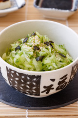 Japanischer Gurkensalat
