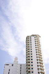 Fototapeta premium hotel on the blue sky