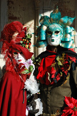 Obraz na płótnie Canvas Dwie maski na karnawał w Wenecji, Włochy 2011