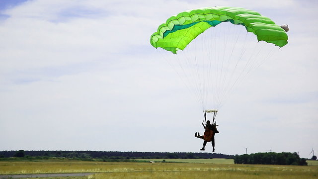 Save Parachute Landing