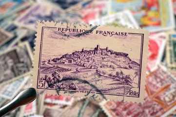 timbres - Vezelay - philatélie France
