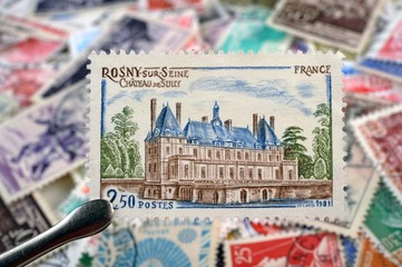 timbres - Château De Sully Rosny-sur-Seine  1981 - philatélie France